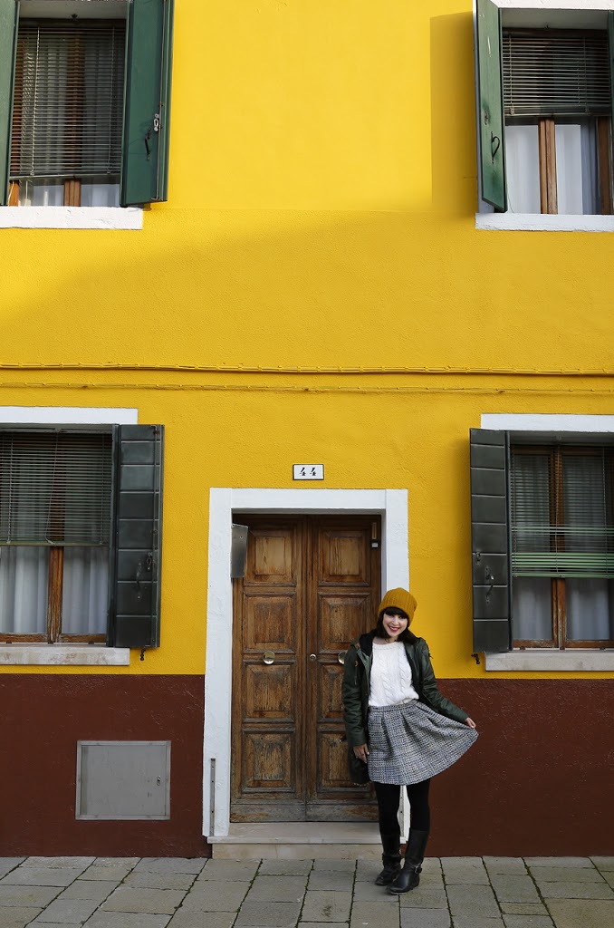 Burano Helloitsvalentine weekend Venise Italie streetstyle look voyage