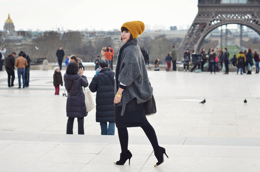 I ♥ Paris Helloitsvalentine streetstyle fashion blog mode Tour Eiffel pencil skirt