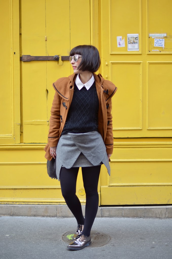 Helloitsvalentine streetstyle fashion blog paris skirt Dr Martens Montmartre