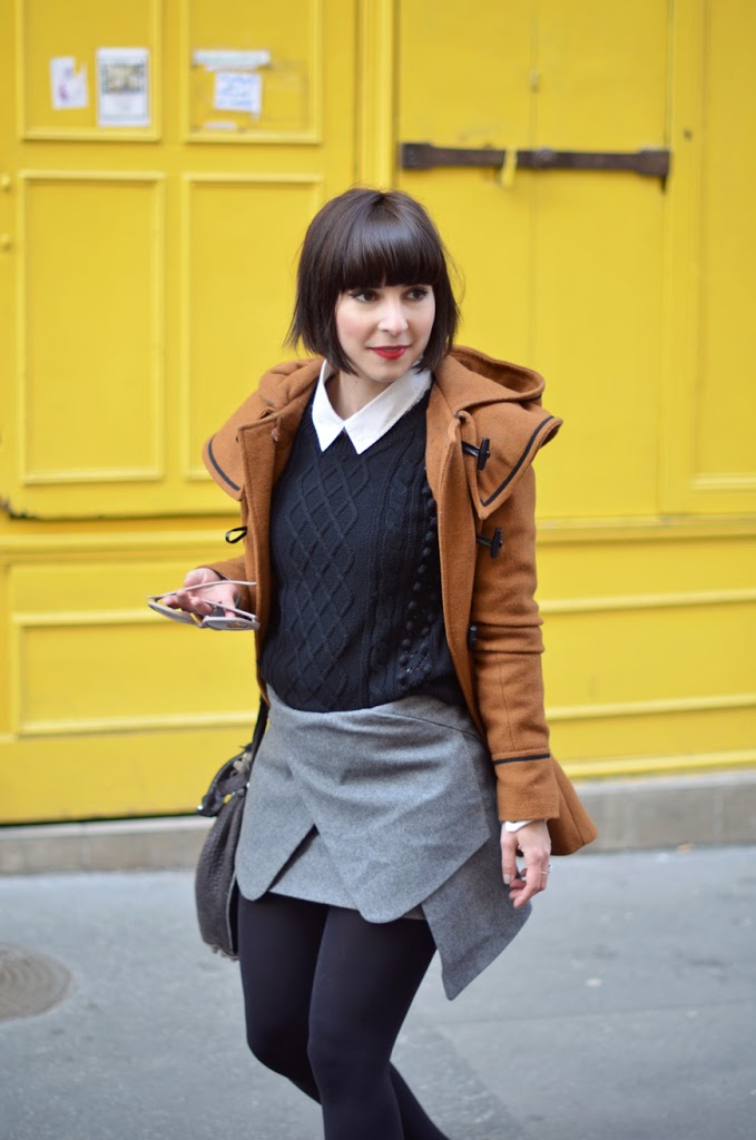 Helloitsvalentine streetstyle fashion blog paris skirt Dr Martens Montmartre