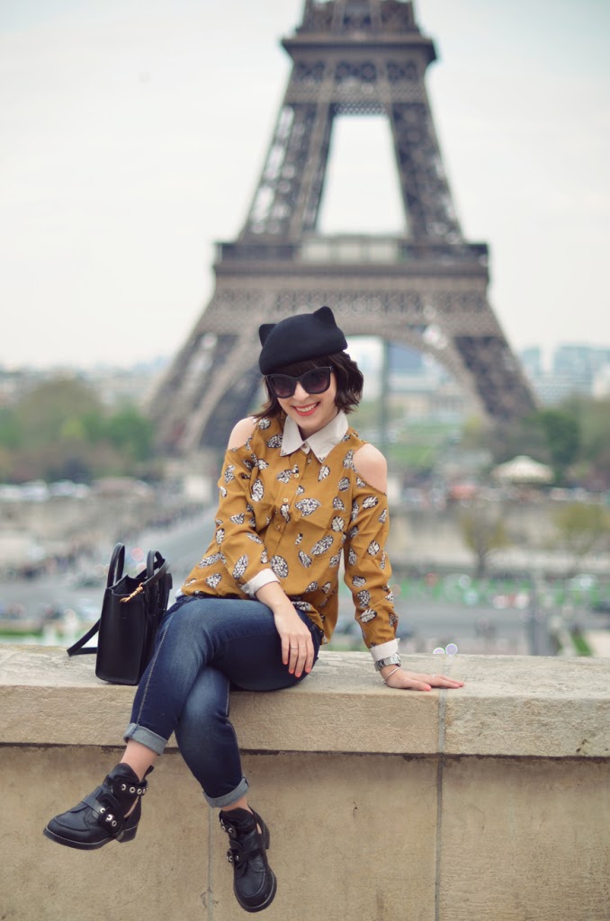 Chat perché Helloitsvalentine streetsyle Trocadéro Paris fashion blogger french