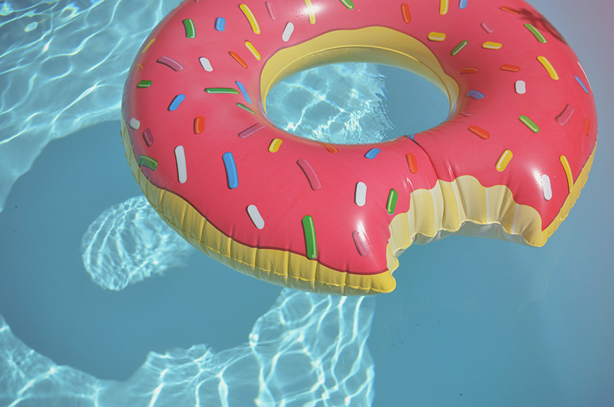 The Donut pool float Hello it's Valentine swimming pool holidays