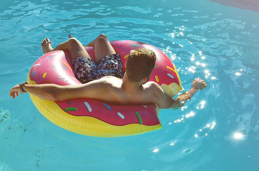 The Donut pool float Hello it's Valentine swimming pool holidays