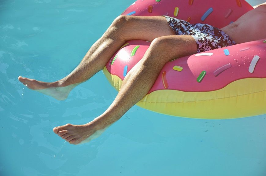The Donut pool float Hello it's Valentine swimming pool holidays