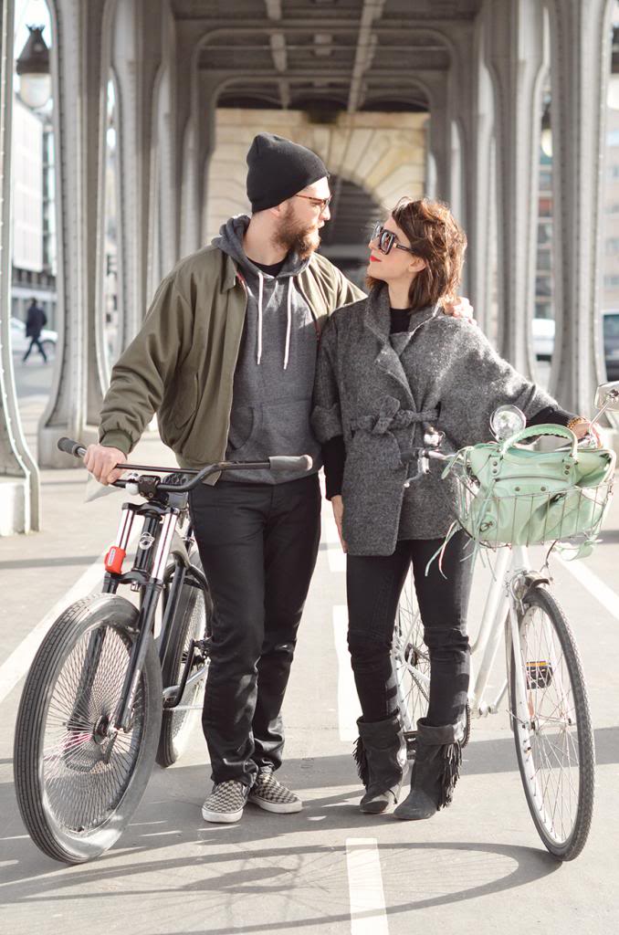 #FallingInLoveWith Watch Hunger Stop Michael Kors Helloitsvalentine couple french fashion blogger campaign bicycle