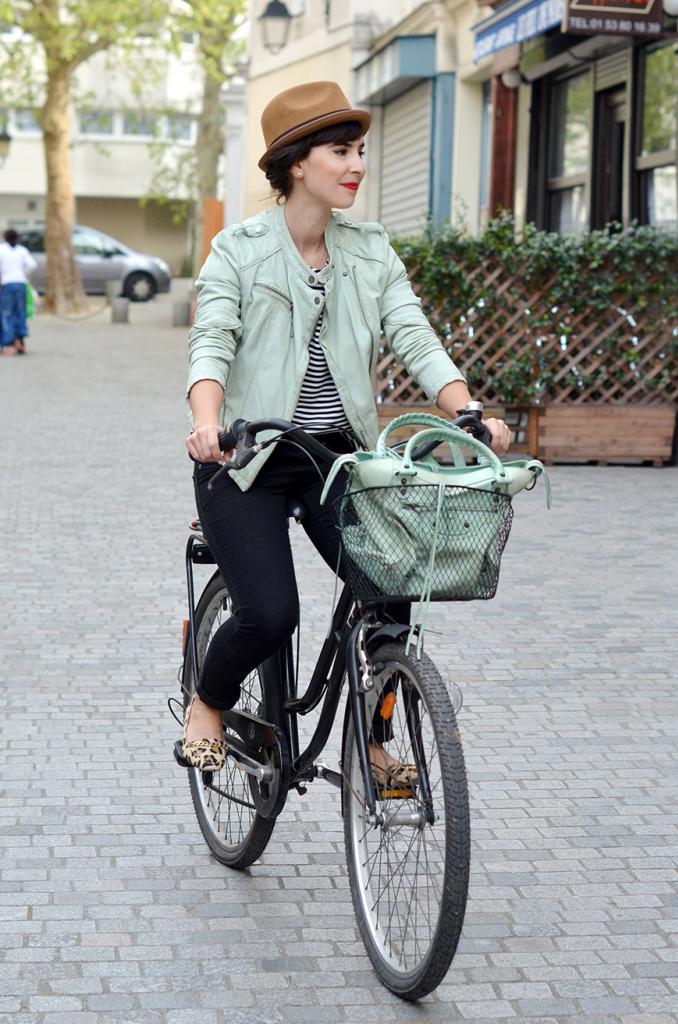 Butte aux cailles streetstyle bicycle vélo bike ride Helloitsvalentine blogger Paris french