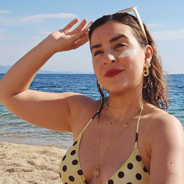 crème solaire plage femme bikini été summer SPF polka dots maillot de bain
