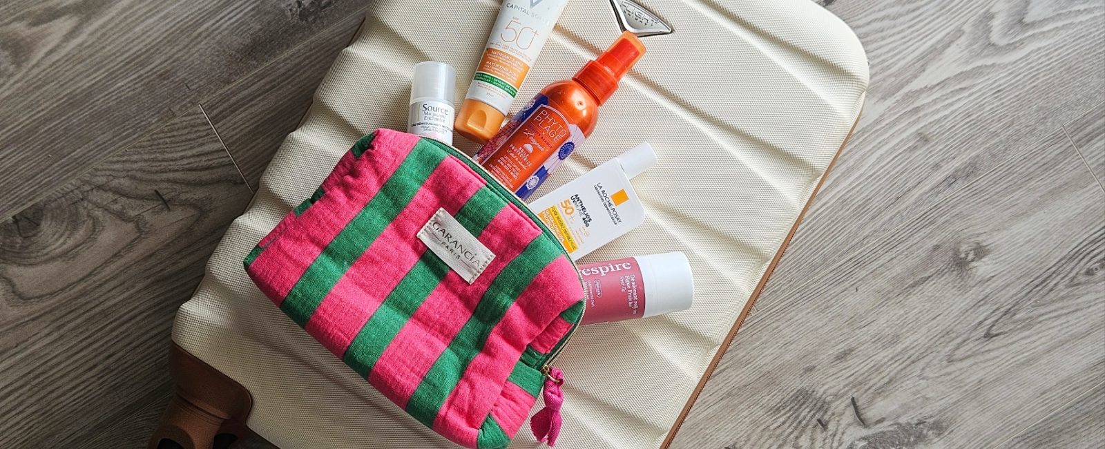 Les indispensables de ma trousse beauté de voyage